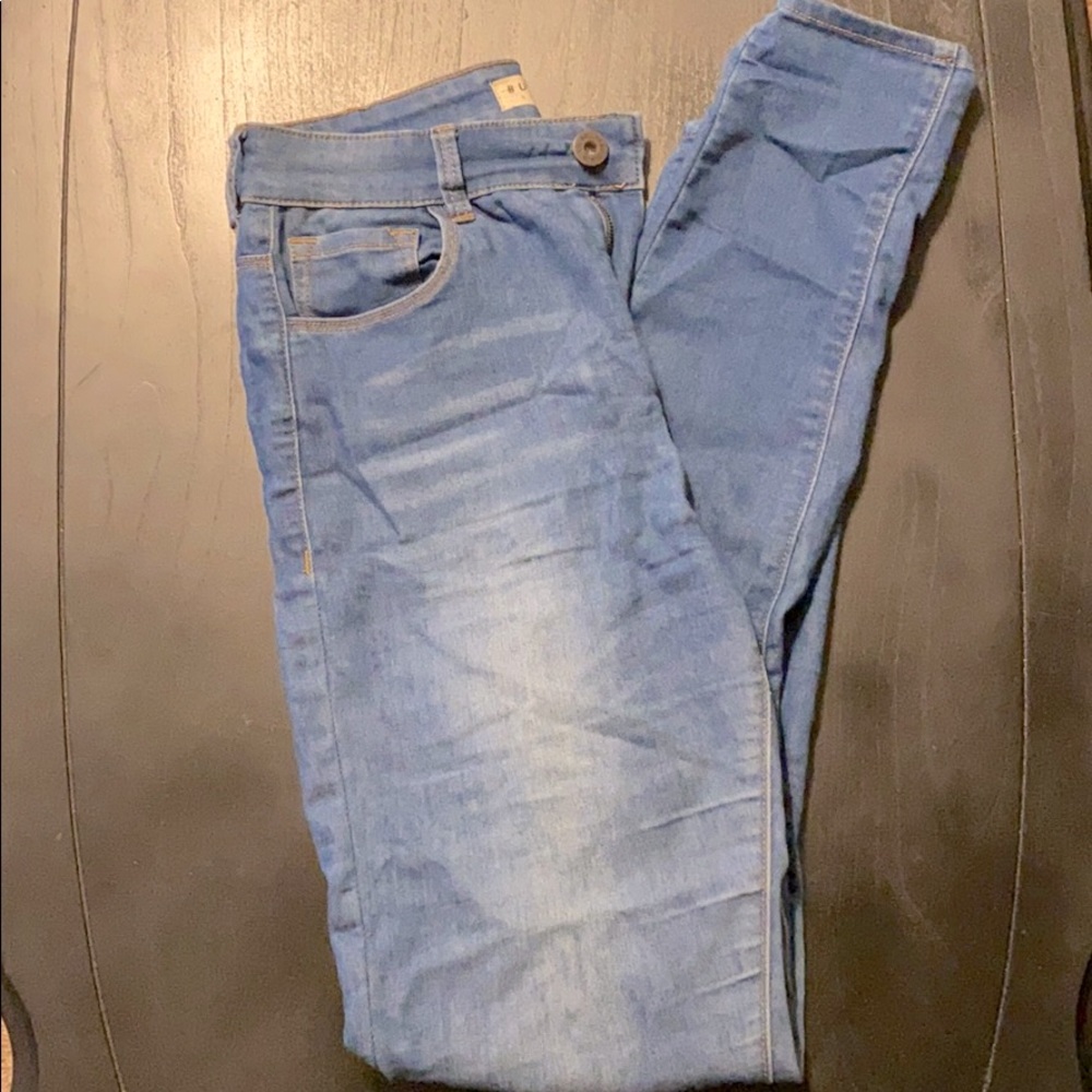 High waisted medium wash skinny jeans